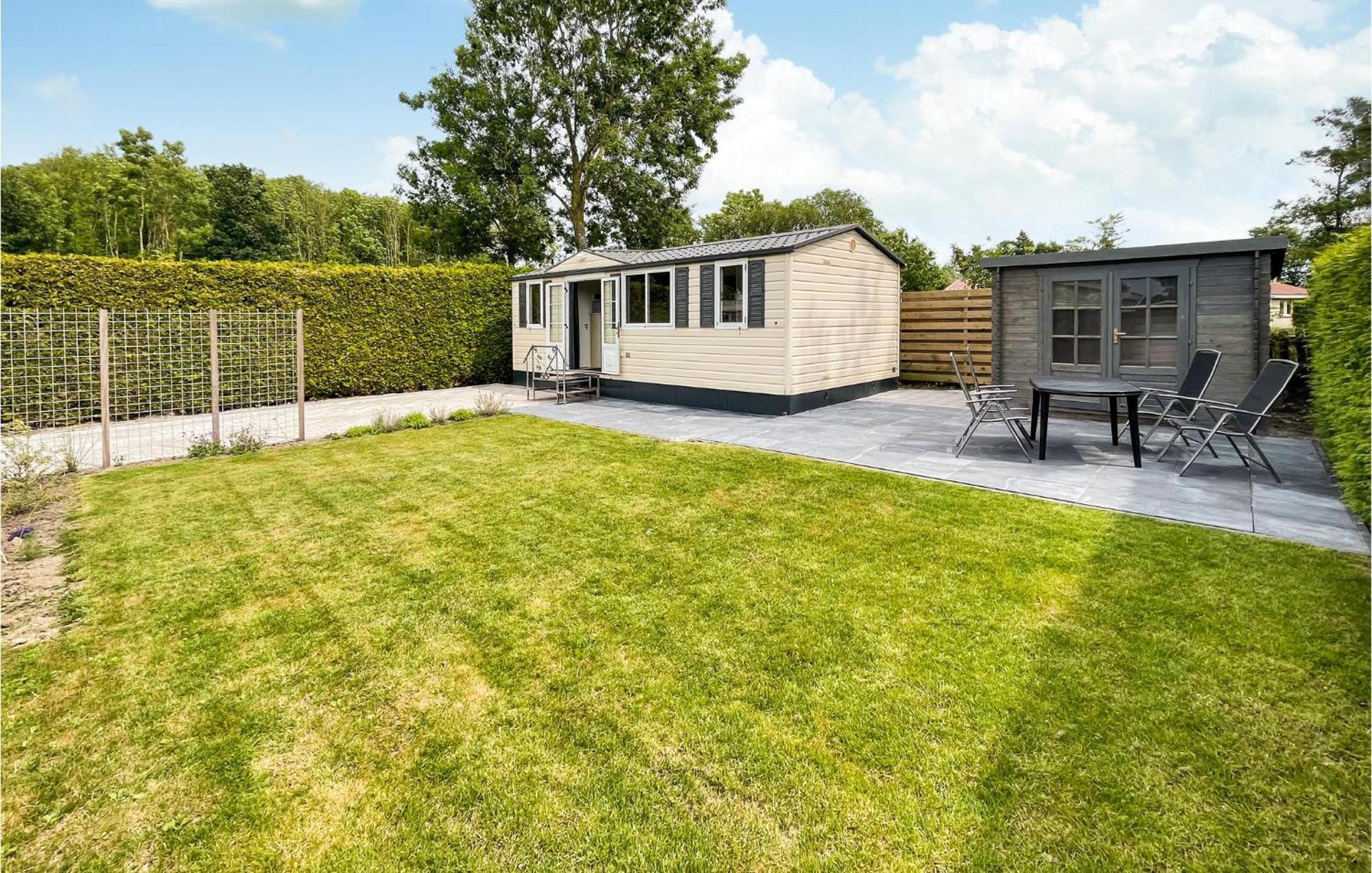 Gorgeous Home In Tzummarum With Wifi Exterior photo